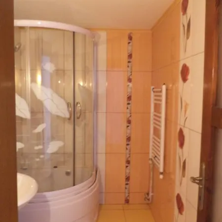 Πανσιόν De Inchiriat 