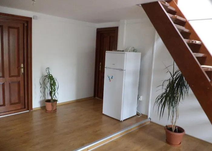 Pensión De Inchiriat 